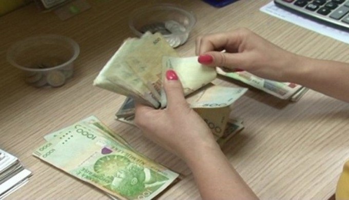 Niveli i pagave krahasuar me Rajonin: Me te uletat ne te gjithe sektoret, edhe ne shtet